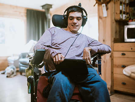 man listening to podcast on headphones